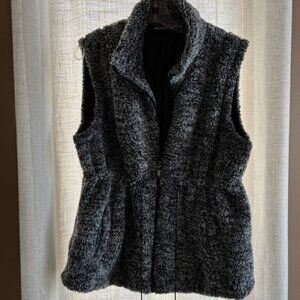 Jason Maxwell - Ladies fuzzy vest, black and white with zipper and cinch cords